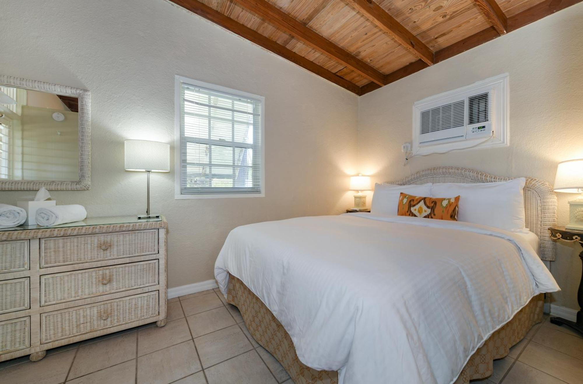 Pines & Palms Resort Islamorada Buitenkant foto